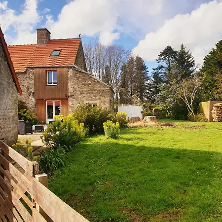 Gite Du Clos Giot Saint-Vaast-la-Hougue Exterior photo